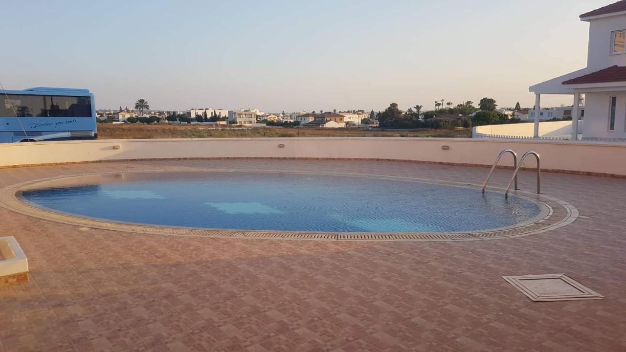Andris Apartment Paralimni Zewnętrze zdjęcie